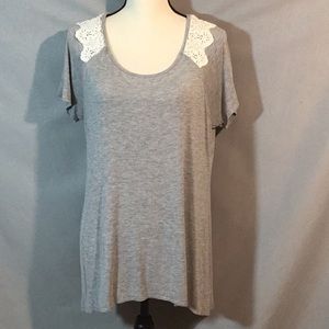 Jack & Mia Short Sleeve Top